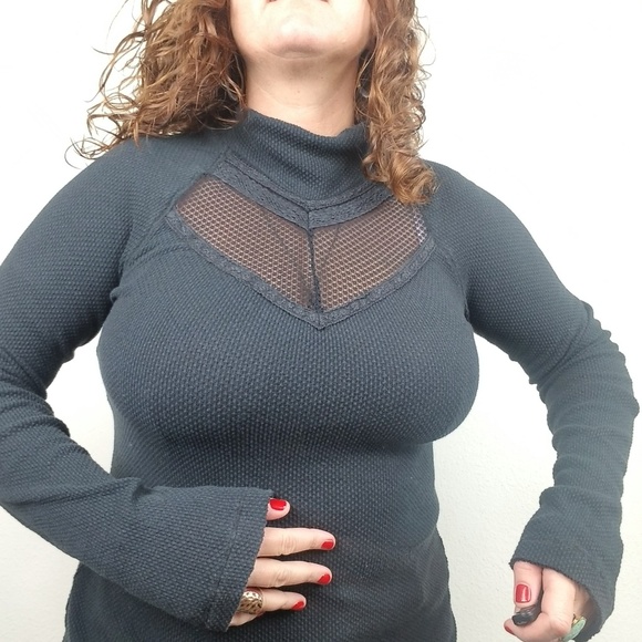 Free People Tops - Free People Thermal L lace crochet black waffle